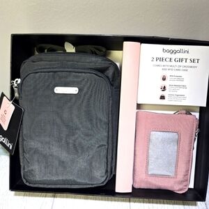 NEW BAGGALLINI Multi Zip Crossbody + RFID Card Case 2 Piece Set In Box MSP $90